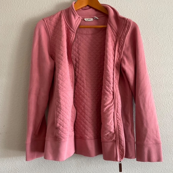 L.L. Bean Women's Quilted Full-Zip Sweatshirt - Picture 7 of 11
